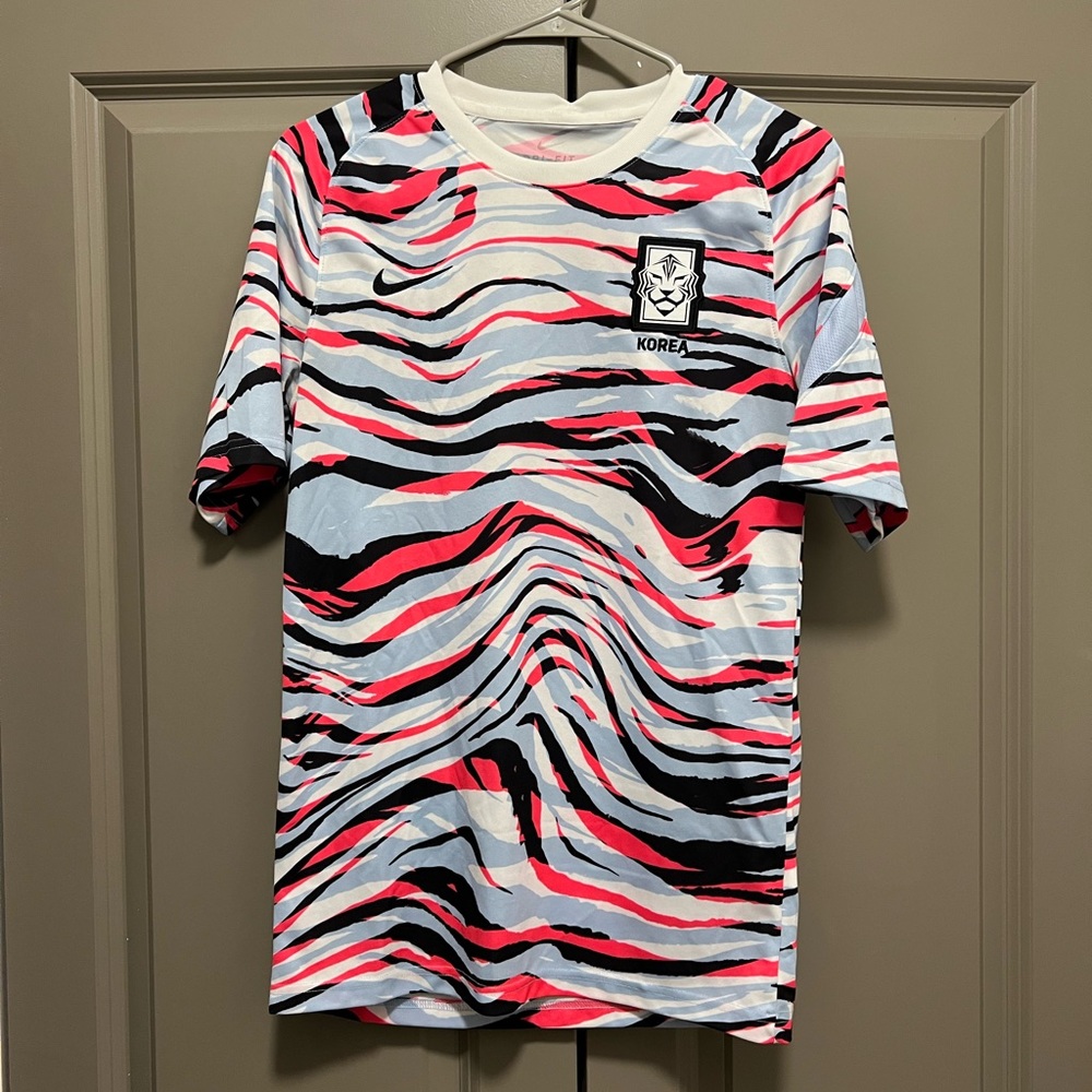 Korea training top